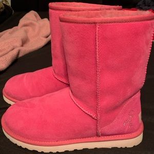 Pink breast cancer edition UGGS